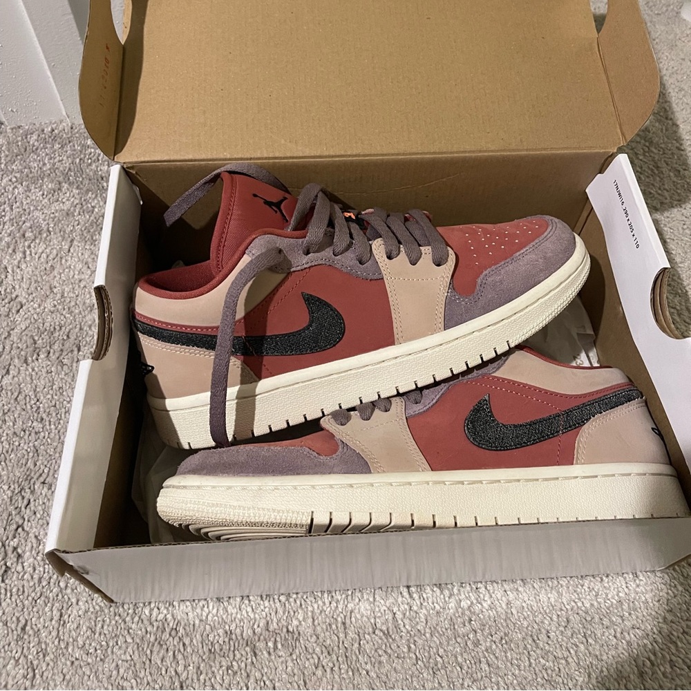 Women’s Jordan 1 Low Canyon Rust